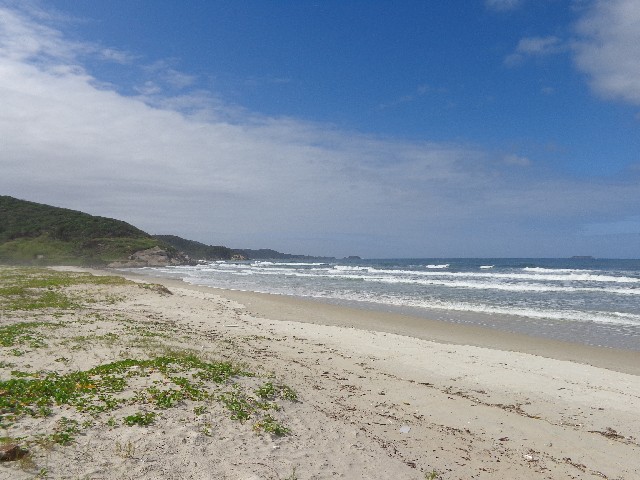 Foto 1 - Praias de Cabo Frio- RJ- lote grande e plano