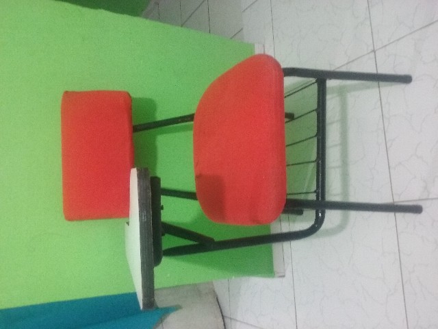 Foto 1 - Cadeiras para cursinhos